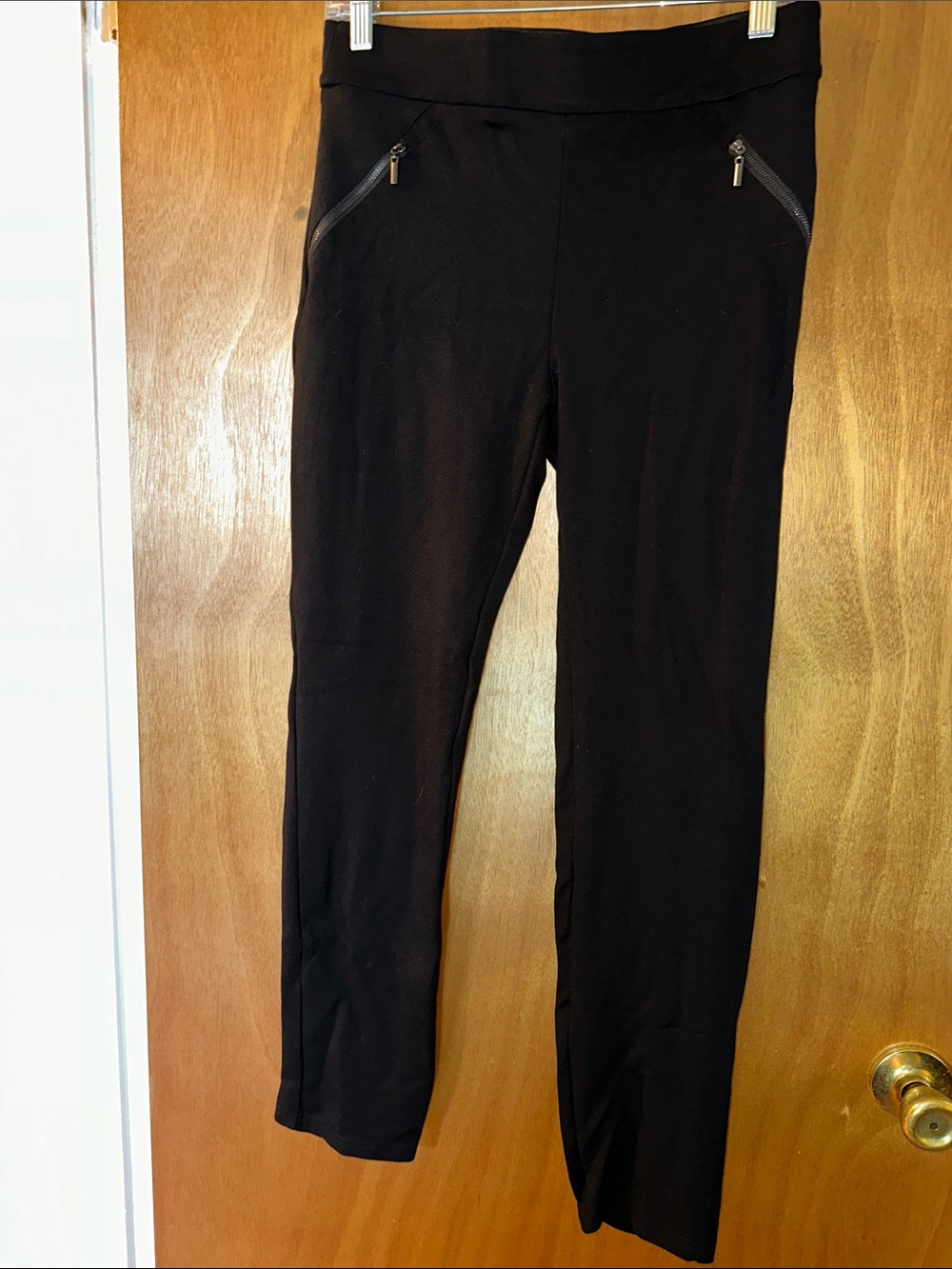 Carmen Marc Valvo Black Stretch Top with Textured Collar